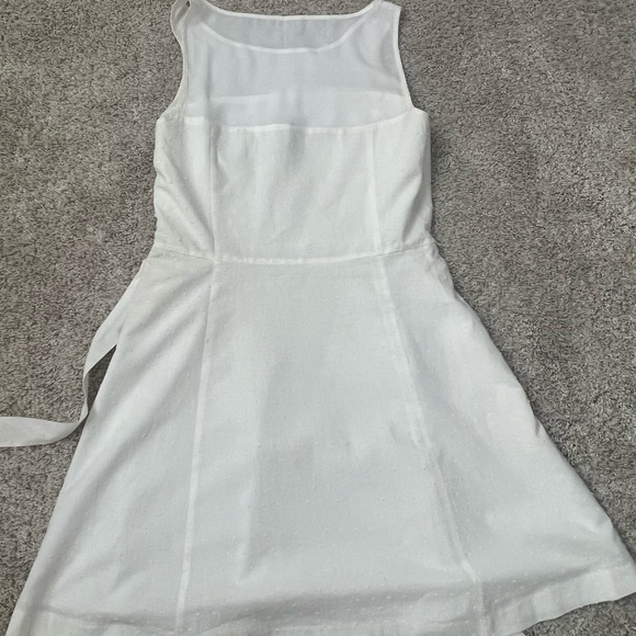 ⭐️ Firm Price ⭐️ White Dress with Swiss polka dots - Picture 2 of 12